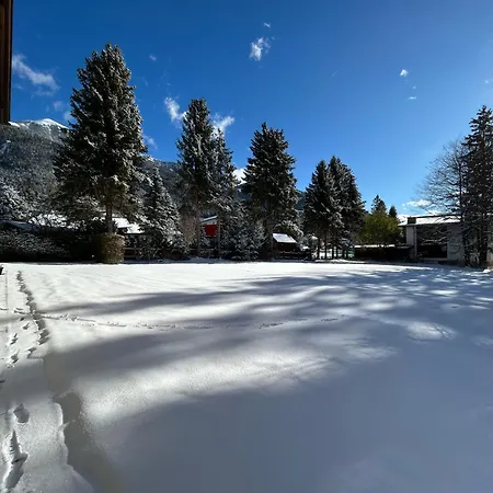 Waldnest - Seefeld アパート *